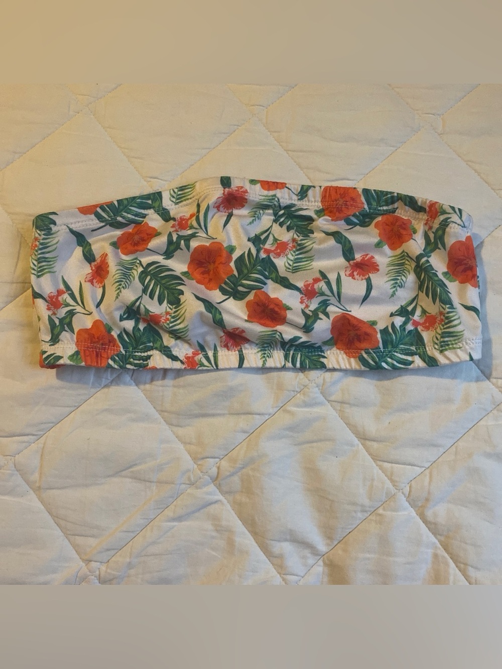 No Boundaries floral tube top